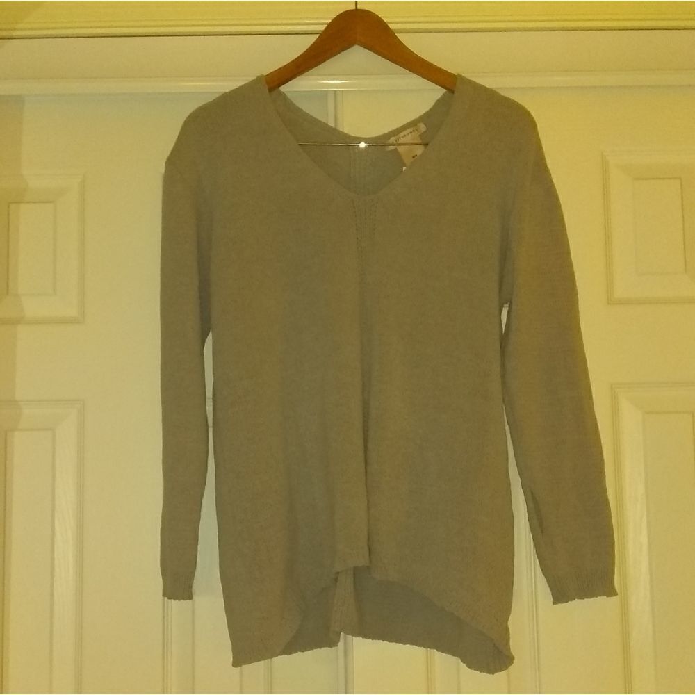 Philosophy V-neck Gray Sweater